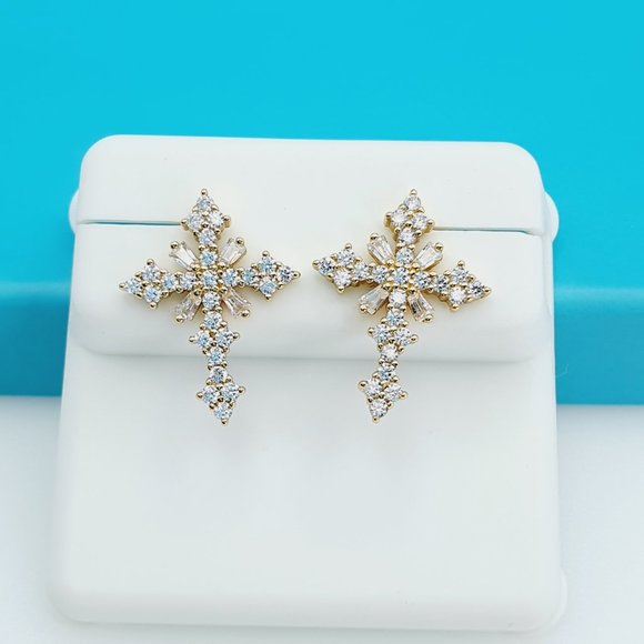 "14K Gold Plated 925 Sterling Silver CZ Beautiful Earrings for Women, 1USPAR4116 - Picture 2 of 6